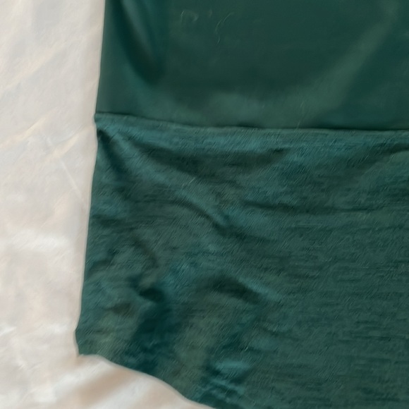 Gymshark Tshirt - Picture 4 of 8